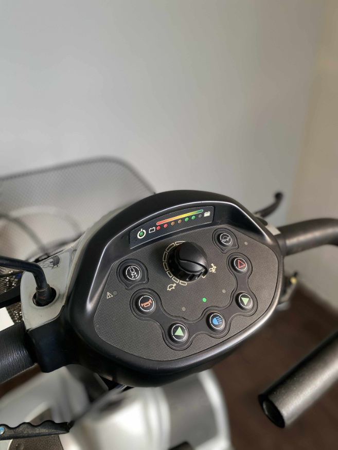 Invacare elektromos scooter Hajdú-Bihar megyében eladó